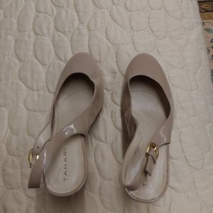 Tahari Beige Patent Heels